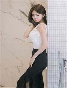 《上野莉奈》