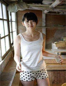《欧美多人片高潮野外做片黑人》