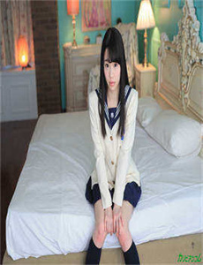 《征服艳妇后宫春色》